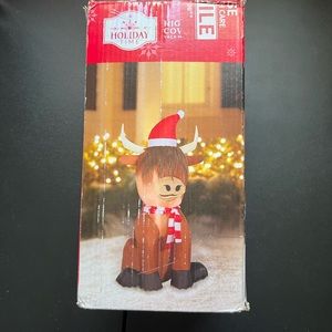 Holiday Time HIGHLANDER COW Airblown Inflatable Christmas Yard Decoration 3.5 ft